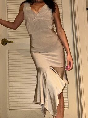 Sleeveless V-Neck Tan Mermaid Dress Marciano bandage